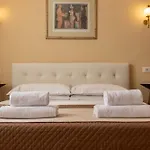 Sant\'Ivo Apartments