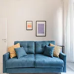 The Best Rent - Spacious One-Bedroom Apartment Near Colosseum