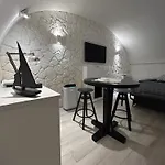 Little Suite Sant Angelo