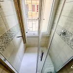 Azadi B&B Flaminio