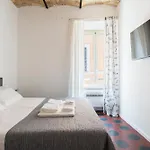 Half Palace, Relaxing Apartment In Rome San Lorenzo