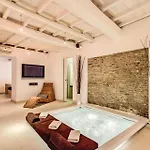 Yh Suite