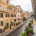 Casa Tudor, Charmy Eccentric Flat In Piccola Londra 10 Min From City Center