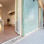 Metro Gardenie Home