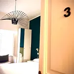 900 Liberty Rooms