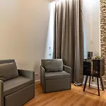 Ora Acanfora Suites