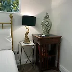Tiburtino Apartment