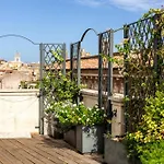 Penthouse Rome Capitol