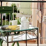 Rome Family Comfort Hub