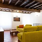 Domus Lxvii Monti