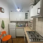 Tra Le Mura Di Roma