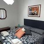 Tra Le Mura Di Roma