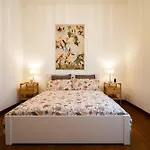 La Casina Sull\'Appia