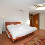 Juan\'S Trevi Apartment Buddyrent