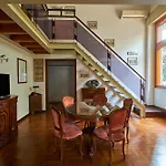 Crimson Guest House