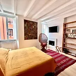 Colosseo Lovely Studio Apartment