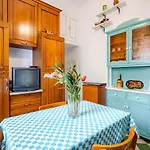 S.Pietro Elvira\'S Retro Apartment