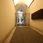 Il Nido Sui Tetti Di Piazza Navona