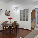 Orti 27 Garden Rome Trastevere - Rome Vacation M&D