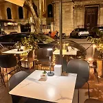 Monia Coliseum Apartment