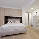Monica\'S House