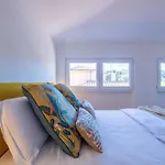 Isotta - Chic Flat With A Natural View Of Rome