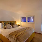 Isotta - Chic Flat With A Natural View Of Rome