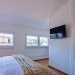 Isotta - Chic Flat With A Natural View Of Rome