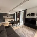 Luxury House In Roma Nicolo V 120 Mq