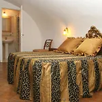 Navona Gallery Suites