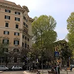 Capital Flat 9/B