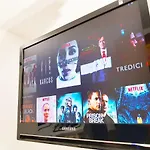 Nicolo V Studios