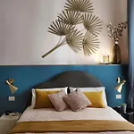 Luxury Trevi House