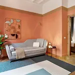 Luxury Trevi House