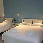 Roman Sunrise Rooms