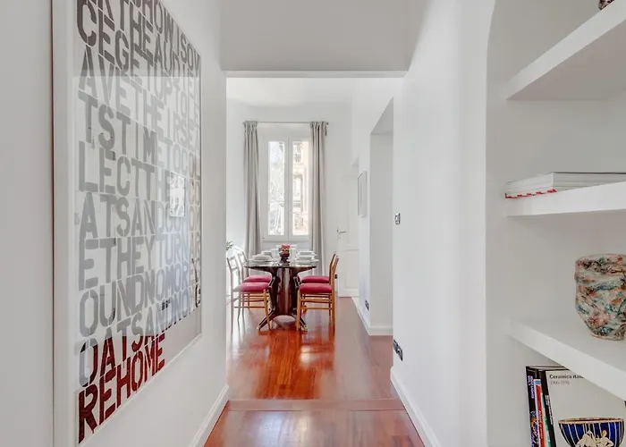 Trastevere Glorioso Wood 2 Bedrooms Apartment