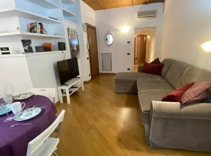 Sweet Home Laurina
