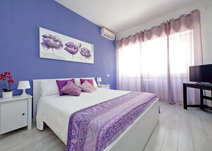 Victoria Apartment