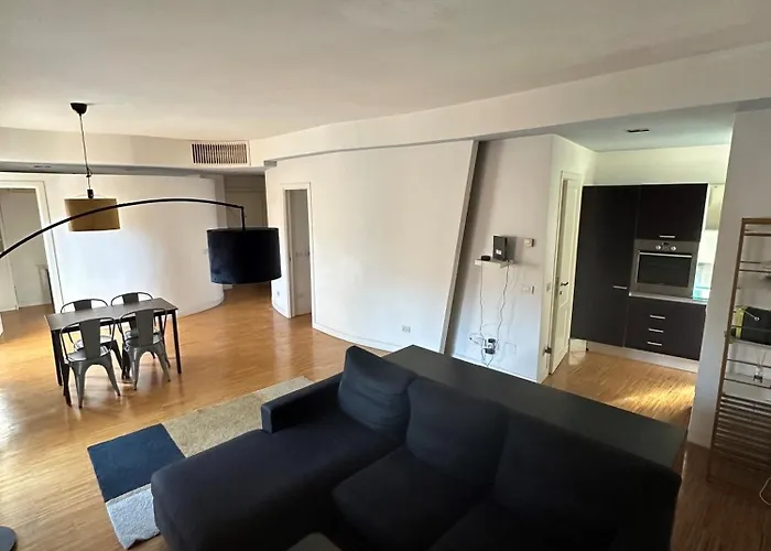 Modern Flat - Downtown