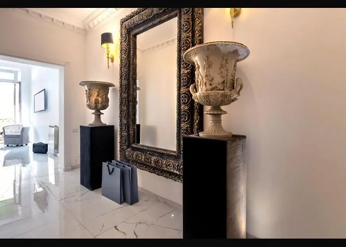 Daphne Trevi Suites