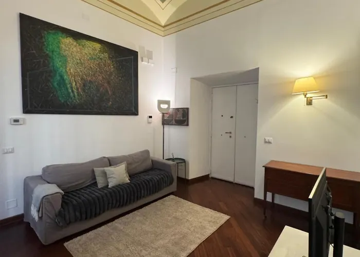 Cozy Apartment Near Colosseum