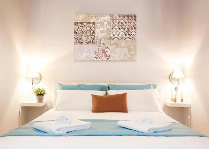 Domizio Suite Apartment