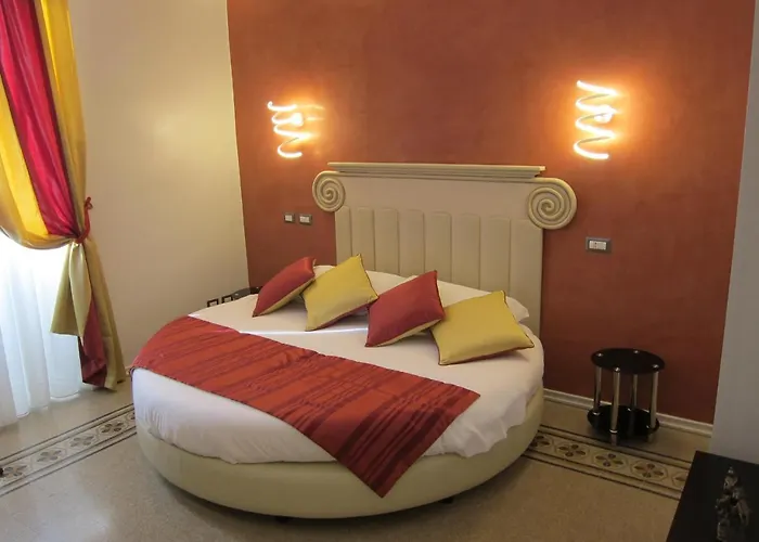 Collina Suites