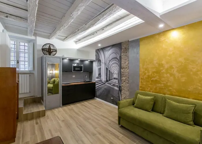 Giulia Apartment
