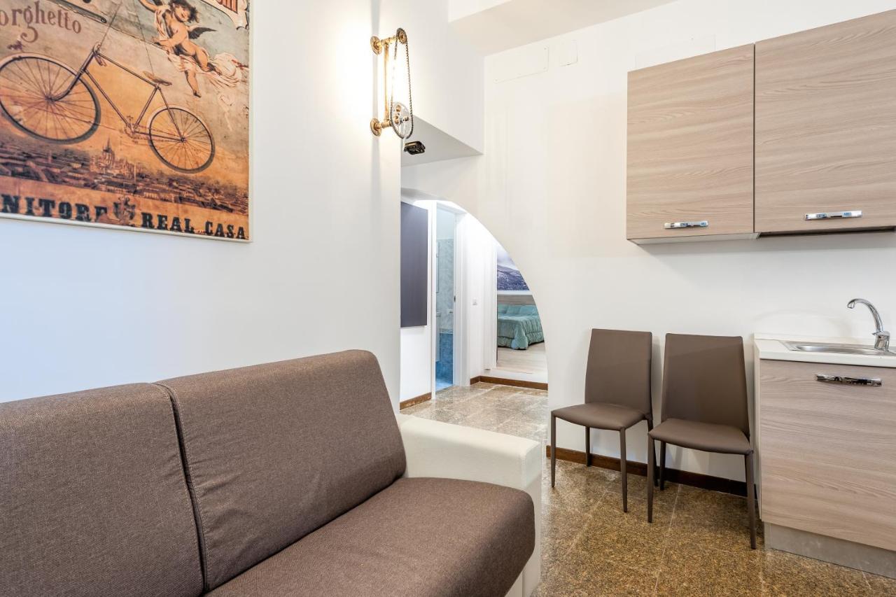 Tour De Apartment