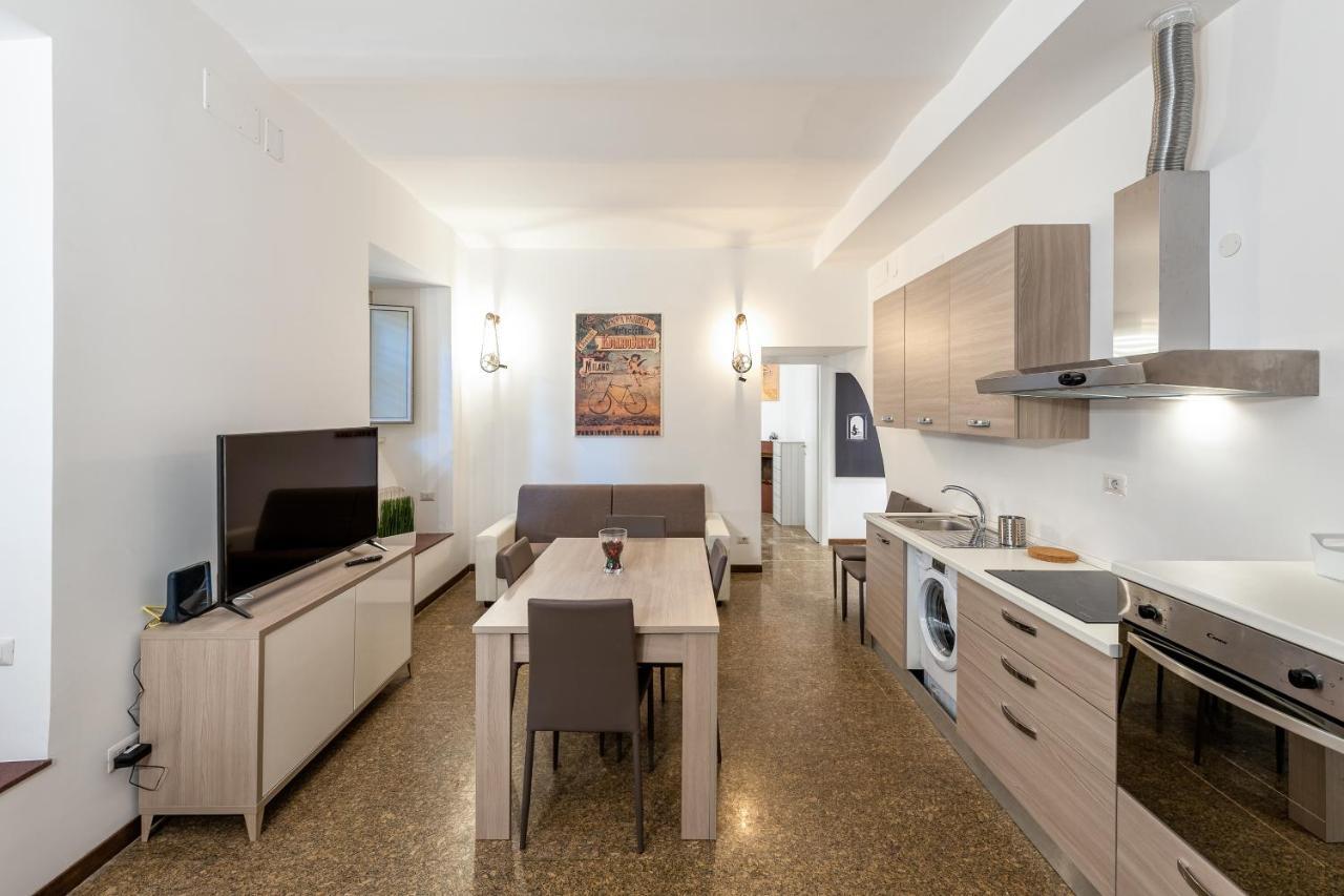 Tour De Apartment *