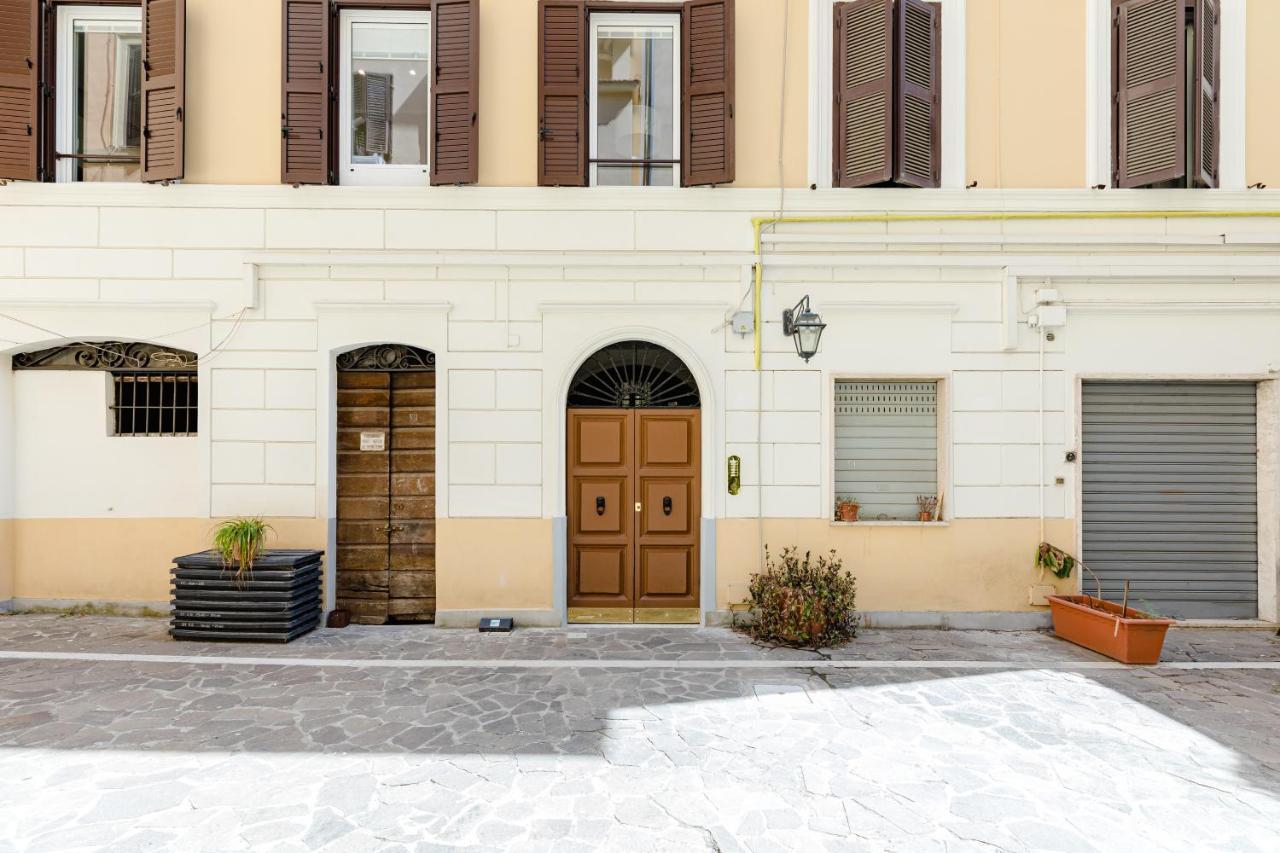Cavour Luxury