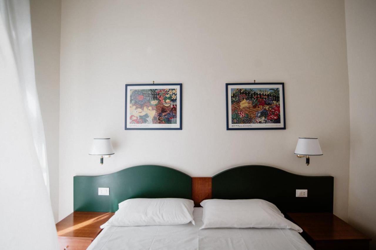Bed & Breakfast La Girandola Rome
