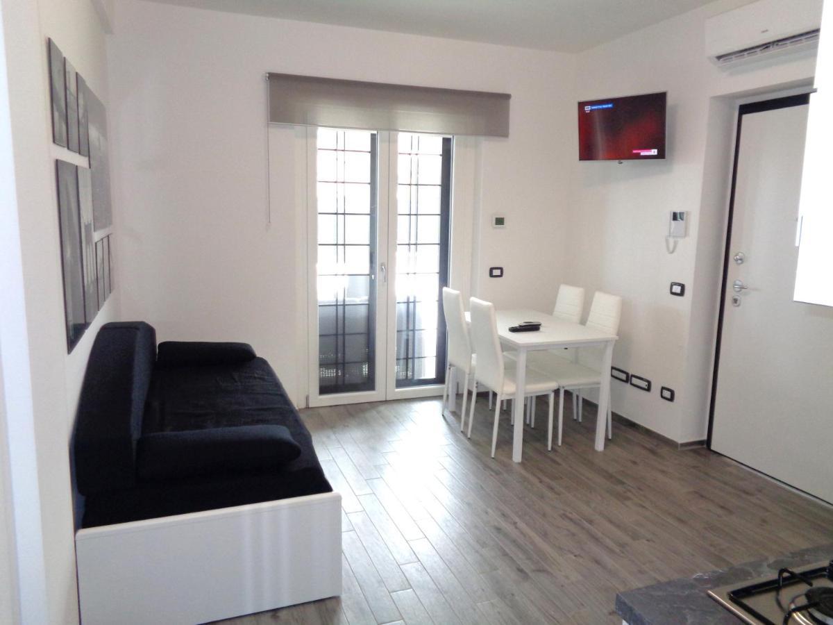 Caput Mundi Anagnina Iii Appartement *