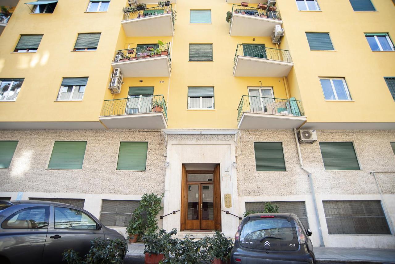 Cosy 5 Minutes From St Peter Rome